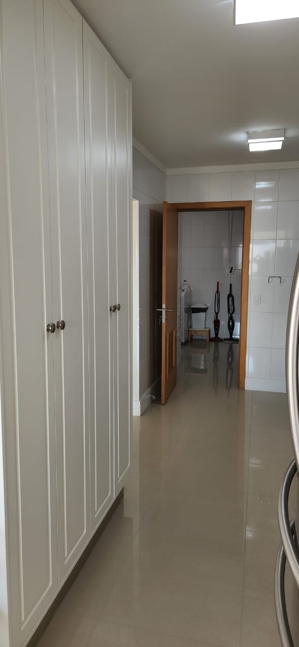 Apartamento de alto padrão no Bosque da Saúde